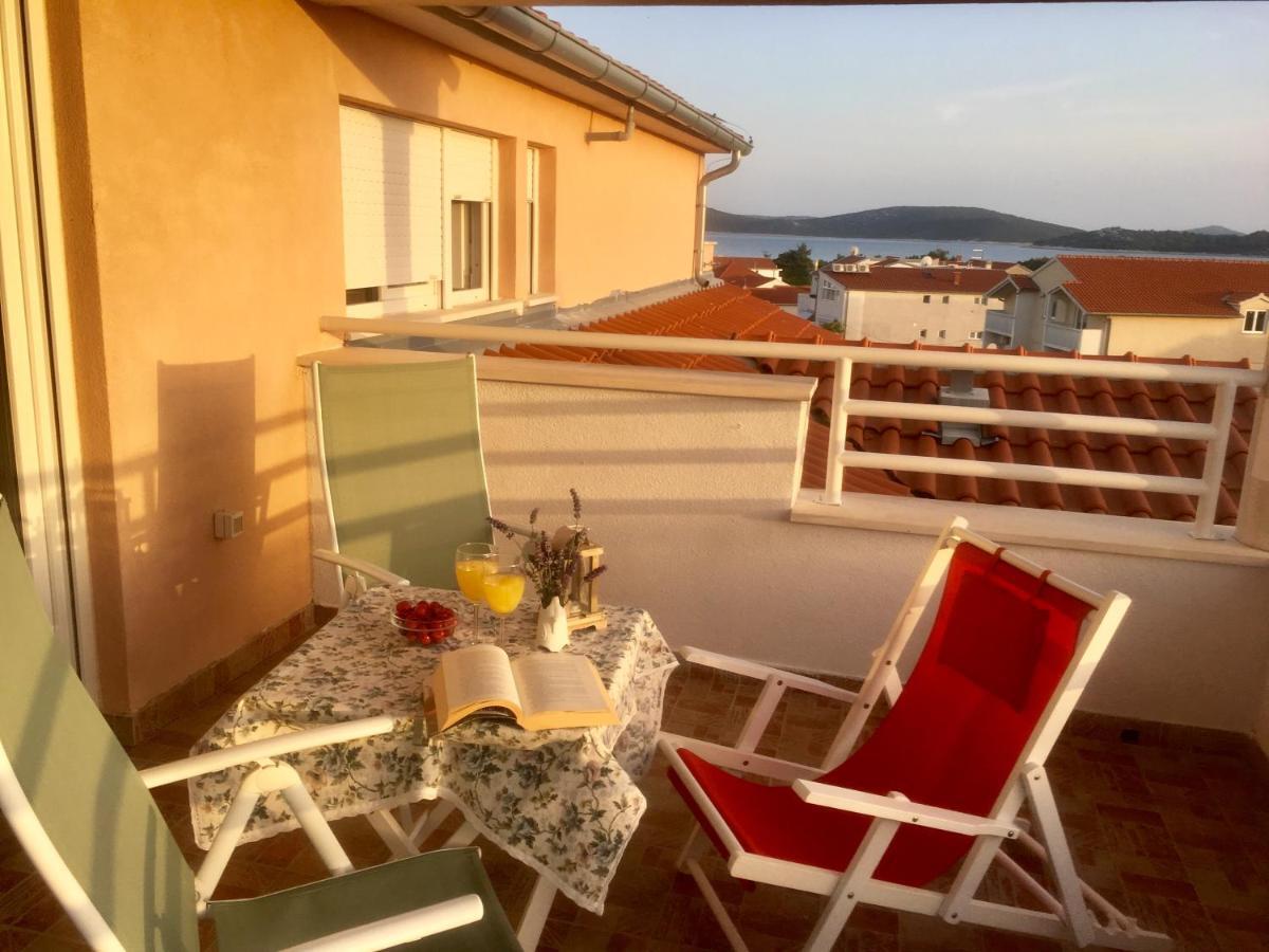Appartamento Penthouse Mopy Vodice Esterno foto